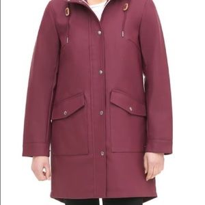 Levi’s Water Repellant Coat Maroon XS